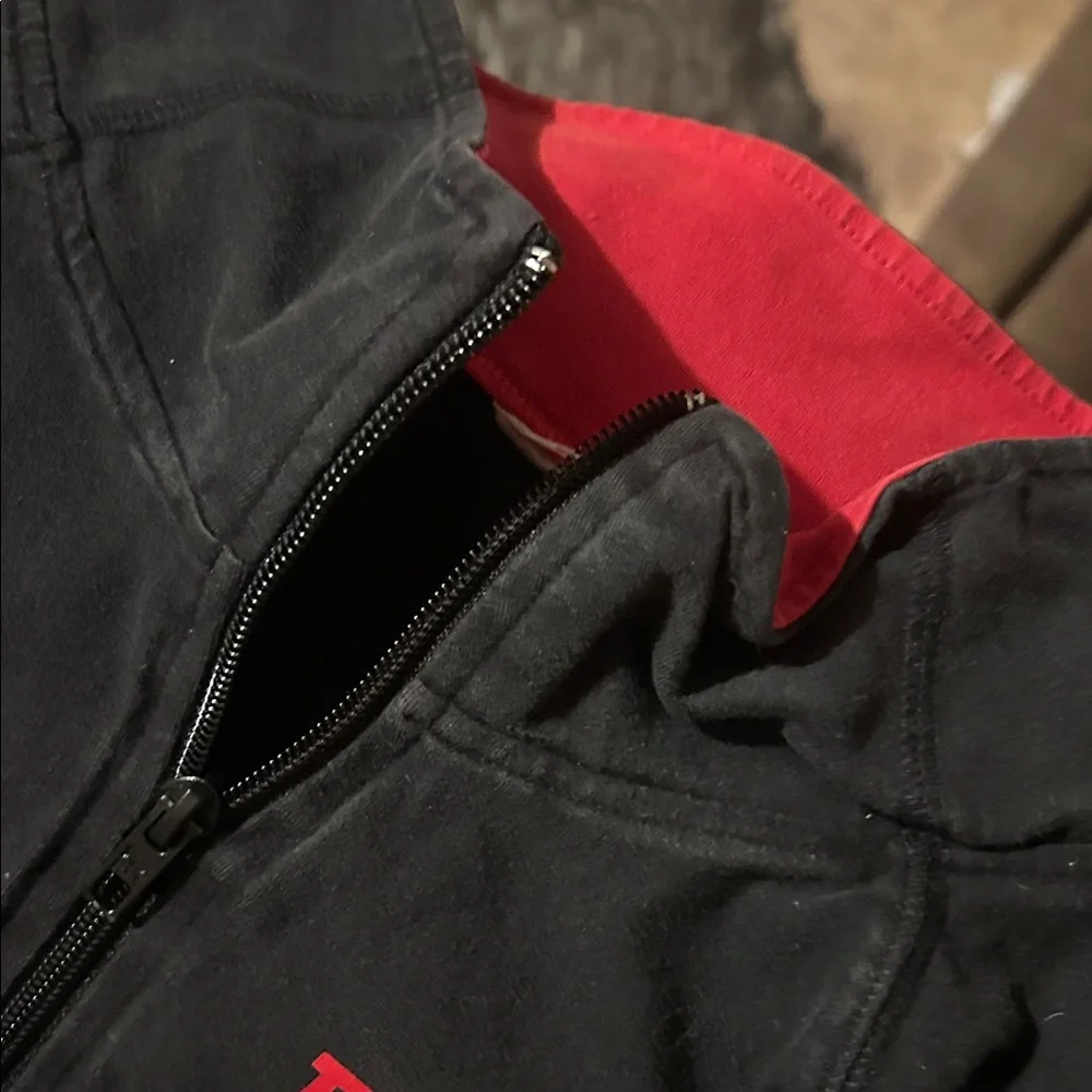 Black and Red PINK -victoria’s Secret quarter Zip-Up Hoodie - Picture 4 of 6